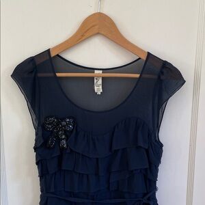 Anthropologie Floreat 100% Silk Navy Ruffled Blouse with Sequin Bow Size 6/Small